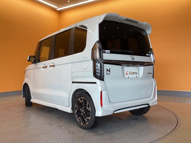 Ｎ－ＢＯＸカスタム Ｇ・Ｌターボホンダセンシング　ドライブレコーダー　ＥＴＣ　バックカメラ　両側電動スライドドア　ナビ　ＴＶ　クリアランスソナー　オートクルーズコントロール　レーンアシスト　衝突被害軽減システム　オートライト　スマートキー（19枚目）
