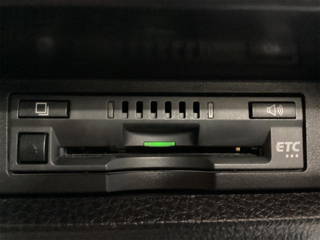 ヴォクシー ＺＳ　煌ＩＩ　純正１０インチナビ　ドライブレコーダー　ＥＴＣ　バックカメラ　ＴＶ　クリアランスソナー　オートクルーズコントロール　レーンアシスト　衝突被害軽減システム　両側電動スライドドア　オートマチックハイビーム（11枚目）