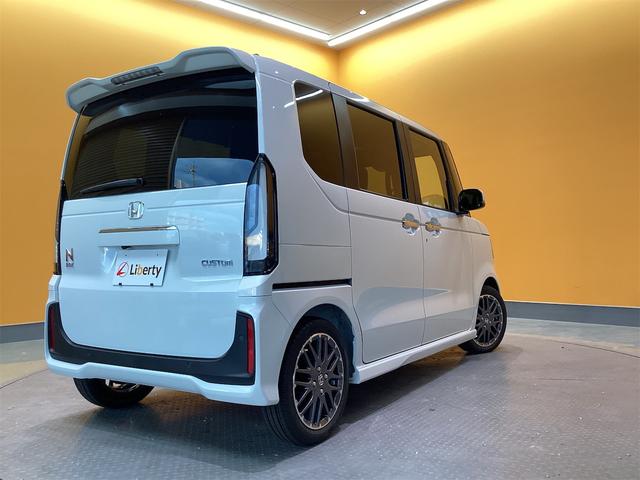 Ｎ－ＢＯＸカスタム ターボ　バックカメラ　両側電動スライドドア　クリアランスソナー　オートクルーズコントロール　レーンアシスト　オートライト　スマートキー　アイドリングストップ　電動格納ミラー　シートヒーター　ベンチシート（19枚目）