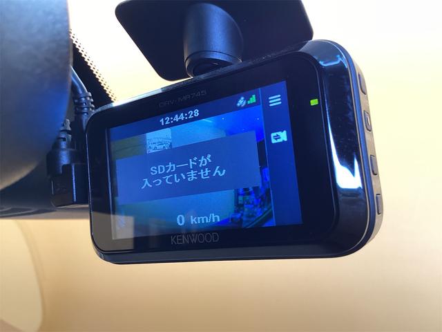 セレナ ハイウェイスターＳ－ＨＶアドバンスドセーフティパック　ドライブレコーダー　ＥＴＣ　全周囲カメラ　ナビ　クリアランスソナー　オートクルーズコントロール　衝突被害軽減システム　両側電動スライドドア　スマートキー　アイドリングストップ　３列シート　ＣＶＴ（14枚目）