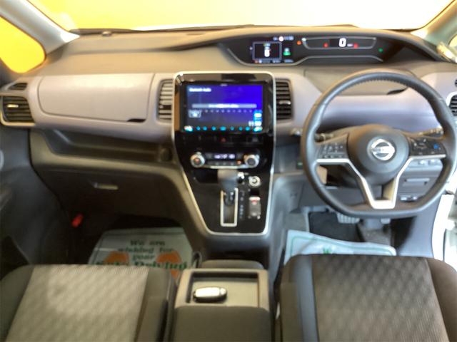 セレナ ハイウェイスターＶ　ＥＴＣ　全周囲カメラ　ナビ　クリアランスソナー　オートクルーズコントロール　衝突被害軽減システム　両側電動スライドドア　ＬＥＤヘッドランプ　スマートキー　アイドリングストップ　電動格納ミラー（5枚目）