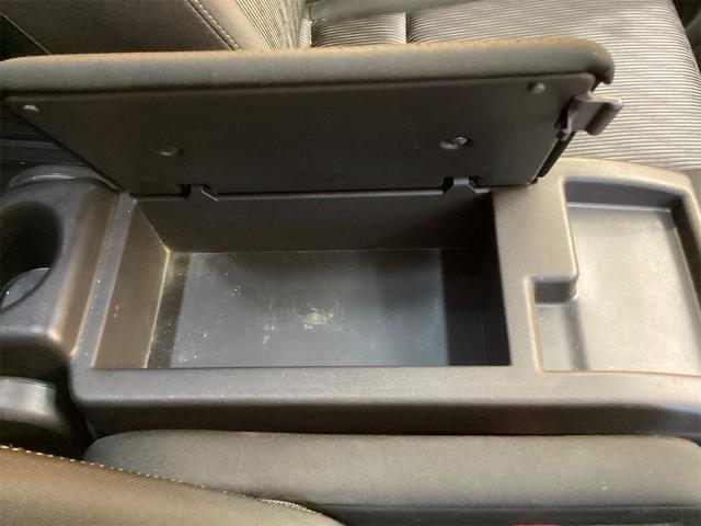 セレナ ハイウェイスターＶ　ＥＴＣ　全周囲カメラ　ナビ　クリアランスソナー　オートクルーズコントロール　衝突被害軽減システム　両側電動スライドドア　ＬＥＤヘッドランプ　スマートキー　アイドリングストップ　電動格納ミラー（35枚目）