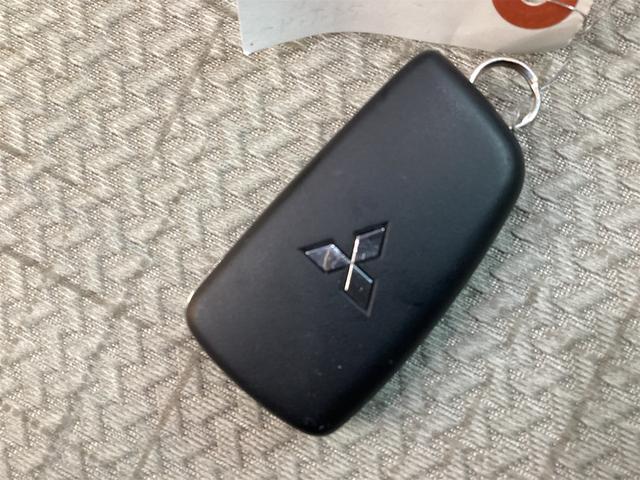 ｅＫワゴン Ｍ　ＥＴＣ　バックカメラ　ナビ　ＴＶ　クリアランスソナー　シートヒーター　ベンチシート　ＣＶＴ　Ｂｌｕｅｔｏｏｔｈ　エアコン　パワーステアリング　パワーウィンドウ　運転席エアバッグ（12枚目）