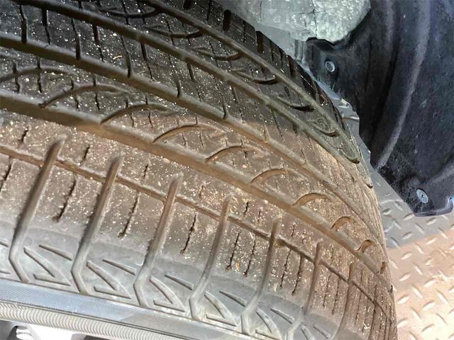 ＲＡＶ４ アドベンチャー　４ＷＤ　ドライブレコーダー　全周囲カメラ　クリアランスソナー　オートクルーズコントロール　レーンアシスト　パワーシート　衝突被害軽減システム　ナビ　ＬＥＤヘッドランプ　アルミホイール　スマートキー（24枚目）