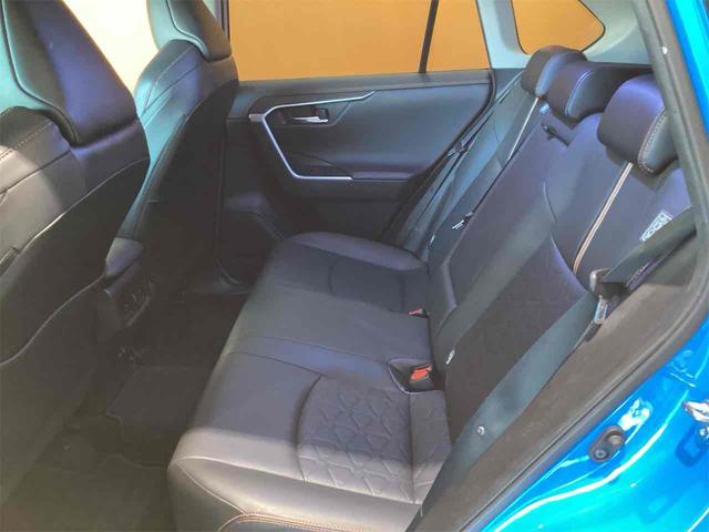 ＲＡＶ４ アドベンチャー　４ＷＤ　ドライブレコーダー　全周囲カメラ　クリアランスソナー　オートクルーズコントロール　レーンアシスト　パワーシート　衝突被害軽減システム　ナビ　ＬＥＤヘッドランプ　アルミホイール　スマートキー（26枚目）