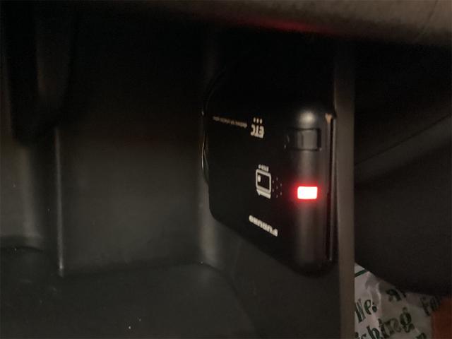 Ｎ－ＢＯＸカスタム ターボ　純正８インチディスプレイ　ドライブレコーダー　バックカメラ　両側電動スライドドア　クリアランスソナー　オートクルーズコントロール　オートライト　スマートキー　アイドリングストップ　シートヒーター（14枚目）