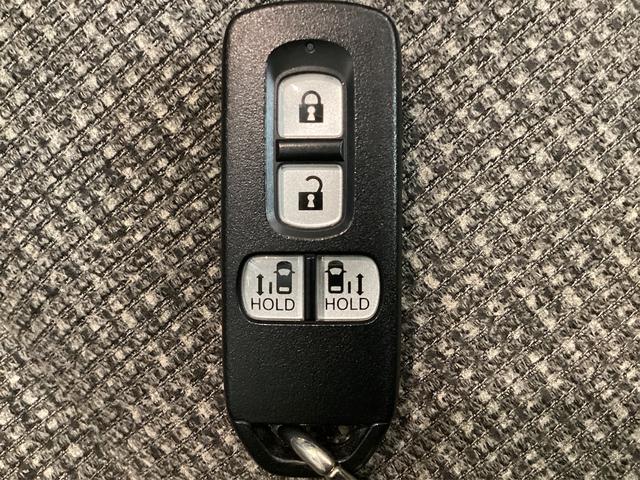 Ｎ－ＢＯＸ Ｇ・Ｌターボホンダセンシング　ドライブレコーダー　ＥＴＣ　バックカメラ　両側電動スライドドア　ナビ　ＴＶ　クリアランスソナー　オートクルーズコントロール　レーンアシスト　衝突被害軽減システム　スマートキー　電動格納ミラー（29枚目）
