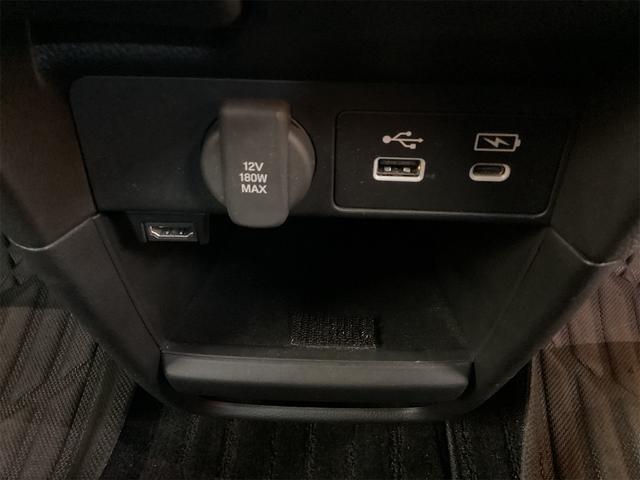 ステップワゴン ｅ：ＨＥＶスパーダ　ナビ　ＥＴＣ　全周囲カメラ　後席モニター　クリアランスソナー　アダプティブクルーズコントロール　レーンアシスト　衝突被害軽減システム　両側電動スライドドア　ＬＥＤヘッドランプ　電動リアゲート（50枚目）