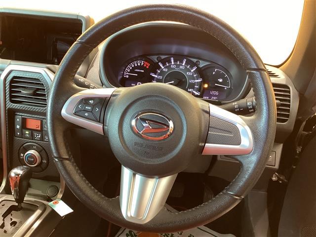 コペン ローブ　オープンカー　ＬＥＤヘッドランプ　スマートキー　アイドリングストップ　シートヒーター　アルミホイール　盗難防止システム　衝突安全ボディ　ＡＢＳ　ＥＳＣ　エアコン　パワーステアリング（6枚目）