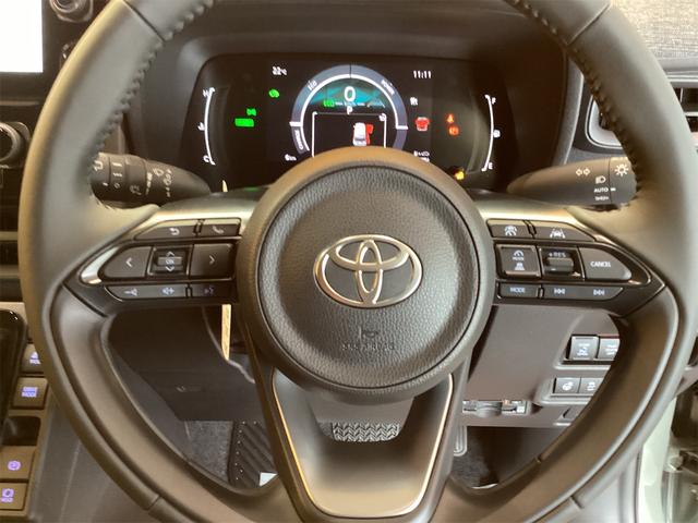 シエンタ ハイブリッドＺ　全周囲カメラ　ナビ　ＴＶ　クリアランスソナー　オートクルーズコントロール　レーンアシスト　衝突被害軽減システム　両側電動スライドドア　オートマチックハイビーム　オートライト　ＬＥＤヘッドランプ（6枚目）