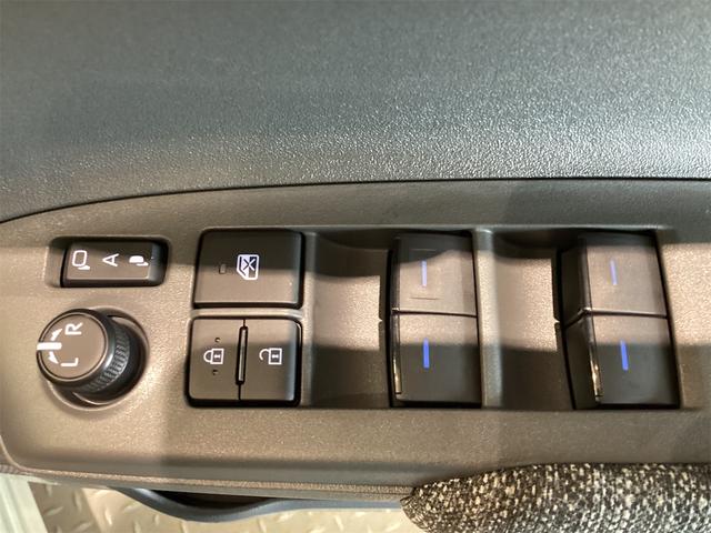 シエンタ ハイブリッドＺ　全周囲カメラ　ナビ　ＴＶ　クリアランスソナー　オートクルーズコントロール　レーンアシスト　衝突被害軽減システム　両側電動スライドドア　オートマチックハイビーム　オートライト　ＬＥＤヘッドランプ（14枚目）