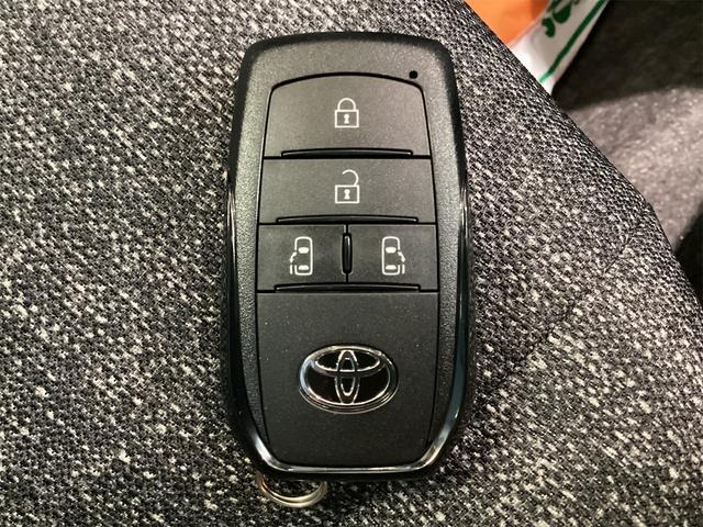 シエンタ ハイブリッドＺ　全周囲カメラ　ナビ　ＴＶ　クリアランスソナー　オートクルーズコントロール　レーンアシスト　衝突被害軽減システム　両側電動スライドドア　オートマチックハイビーム　オートライト　ＬＥＤヘッドランプ（44枚目）