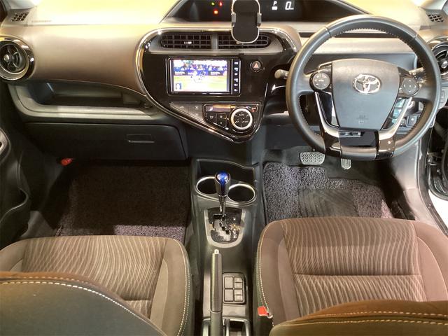 アクア Ｇ　ＥＴＣ　バックカメラ　ＴＶ　クリアランスソナー　オートクルーズコントロール　レーンアシスト　衝突被害軽減システム　アルミホイール　オートマチックハイビーム　オートライト（5枚目）