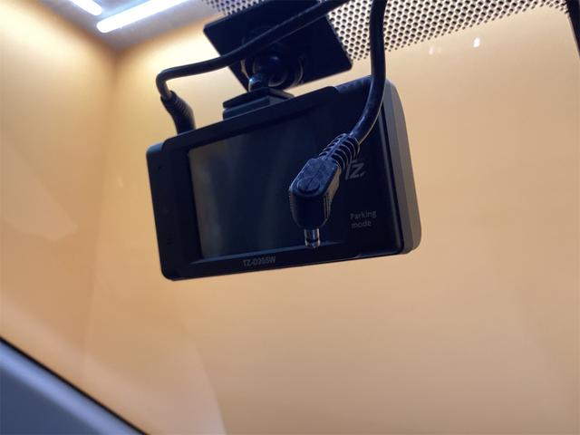 アクア Ｇ　ＥＴＣ　バックカメラ　ＴＶ　クリアランスソナー　オートクルーズコントロール　レーンアシスト　衝突被害軽減システム　アルミホイール　オートマチックハイビーム　オートライト（7枚目）