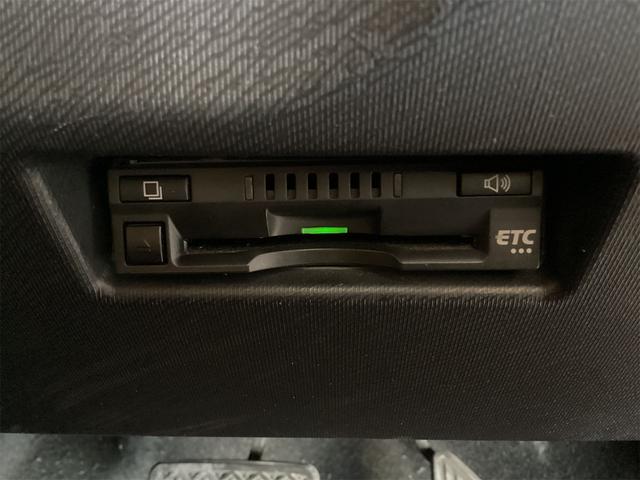 アクア Ｇ　ＥＴＣ　バックカメラ　ＴＶ　クリアランスソナー　オートクルーズコントロール　レーンアシスト　衝突被害軽減システム　アルミホイール　オートマチックハイビーム　オートライト（8枚目）