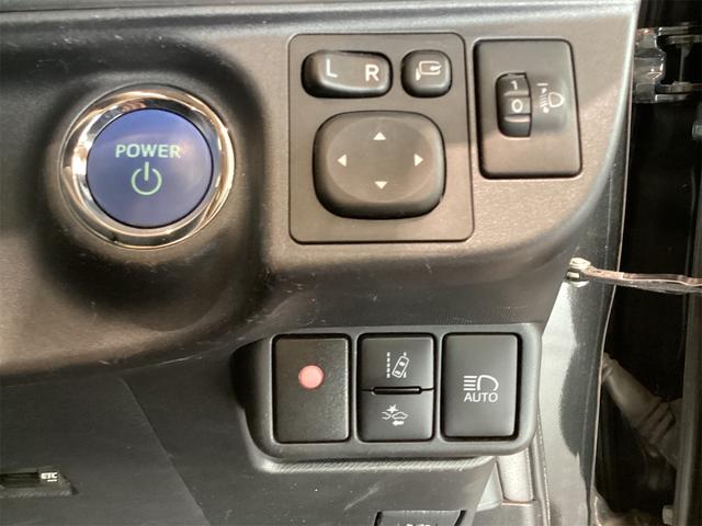 アクア Ｇ　ＥＴＣ　バックカメラ　ＴＶ　クリアランスソナー　オートクルーズコントロール　レーンアシスト　衝突被害軽減システム　アルミホイール　オートマチックハイビーム　オートライト（13枚目）