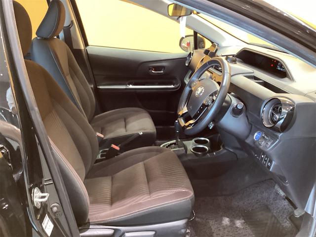 アクア Ｇ　ＥＴＣ　バックカメラ　ＴＶ　クリアランスソナー　オートクルーズコントロール　レーンアシスト　衝突被害軽減システム　アルミホイール　オートマチックハイビーム　オートライト（32枚目）