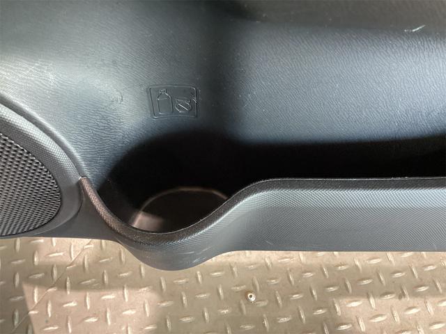 アクア Ｇ　ＥＴＣ　バックカメラ　ＴＶ　クリアランスソナー　オートクルーズコントロール　レーンアシスト　衝突被害軽減システム　アルミホイール　オートマチックハイビーム　オートライト（35枚目）