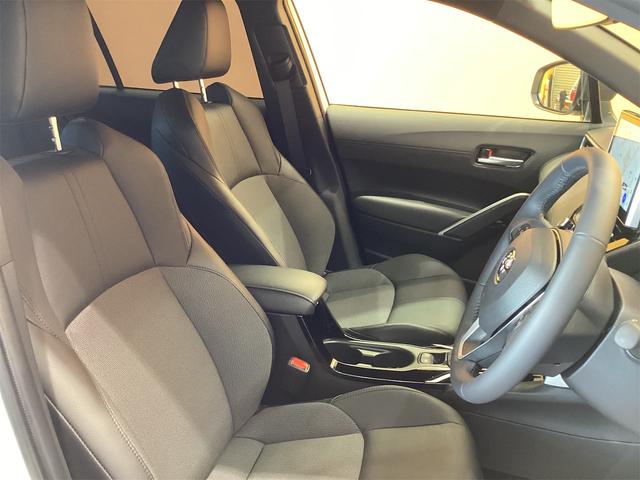 カローラクロス ハイブリッド　Ｚ　純正１０．５インチディスプレイ　全周囲カメラ　クリアランスソナー　オートクルーズコントロール　レーンアシスト　パワーシート　パークアシスト　衝突被害軽減システム　ナビ　ＴＶ　オートマチックハイビーム（37枚目）