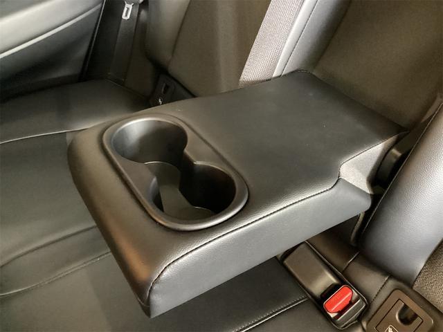 カローラクロス ハイブリッド　Ｚ　純正１０．５インチディスプレイ　全周囲カメラ　クリアランスソナー　オートクルーズコントロール　レーンアシスト　パワーシート　パークアシスト　衝突被害軽減システム　ナビ　ＴＶ　オートマチックハイビーム（41枚目）