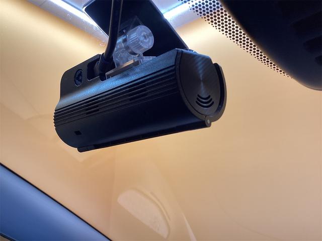 ノート Ｘ　ＥＴＣ　バックカメラ　ナビ　クリアランスソナー　レーンアシスト　衝突被害軽減システム　スマートキー　アイドリングストップ　電動格納ミラー　ＣＶＴ　盗難防止システム　衝突安全ボディ（13枚目）