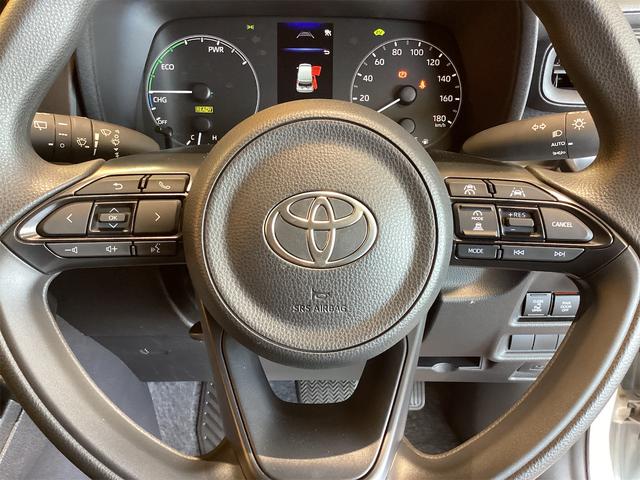 シエンタ ハイブリッドX クリアランスソナー オートクルーズコントロール レーンアシスト 衝突被害軽減システム 両側スライド・片側電動 オートマチックハイビーム オートライト LEDヘッドランプ スマートキー 電動格納ミラー(28枚目)