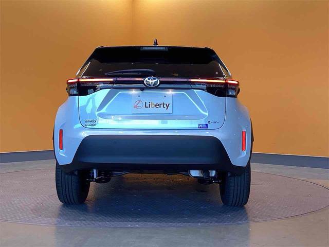 ヤリスクロス ハイブリッドZ 全周囲カメラ クリアランスソナー オートクルーズコントロール レーンアシスト 衝突被害軽減システム ナビ TV オートマチックハイビーム オートライト LEDヘッドランプ アルミホイール スマートキー(19枚目)