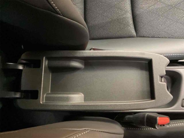 ヤリスクロス ハイブリッドZ 全周囲カメラ クリアランスソナー オートクルーズコントロール レーンアシスト 衝突被害軽減システム ナビ TV オートマチックハイビーム オートライト LEDヘッドランプ アルミホイール スマートキー(33枚目)