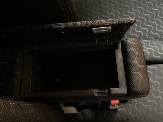 スペーシアギア ハイブリッドＸＺ　両側電動スライドドア　クリアランスソナー　オートクルーズコントロール　オートライト　スマートキー　アイドリングストップ　電動格納ミラー　シートヒーター　ベンチシート　ＣＶＴ　オットマン　ルーフレール（13枚目）