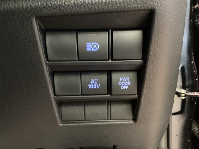 ノア ハイブリッドS-Z バックカメラ TV クリアランスソナー オートクルーズコントロール レーンアシスト 衝突被害軽減システム 両側電動スライドドア オートマチックハイビーム オートライト LEDヘッドランプ(10枚目)