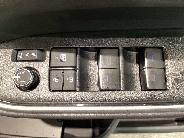 ノア ハイブリッドS-Z バックカメラ TV クリアランスソナー オートクルーズコントロール レーンアシスト 衝突被害軽減システム 両側電動スライドドア オートマチックハイビーム オートライト LEDヘッドランプ(12枚目)