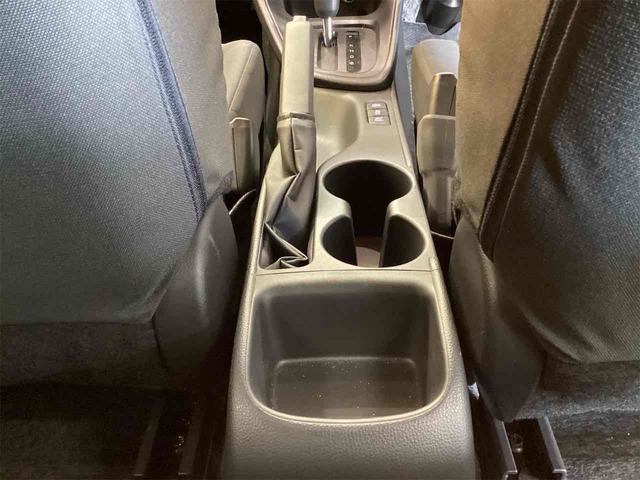 ヤリス ハイブリッドＸ　ＥＴＣ　バックカメラ　ナビ　オートクルーズコントロール　レーンアシスト　衝突被害軽減システム　オートマチックハイビーム　オートライト　キーレスエントリー　電動格納ミラー　ＣＶＴ（31枚目）