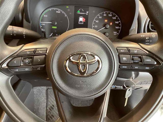 ヤリス ハイブリッドＸ　ＥＴＣ　バックカメラ　ナビ　オートクルーズコントロール　レーンアシスト　衝突被害軽減システム　オートマチックハイビーム　オートライト　キーレスエントリー　電動格納ミラー　ＣＶＴ（33枚目）