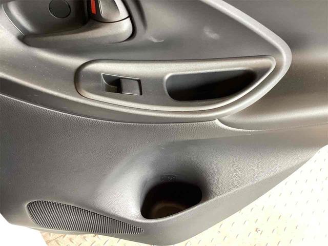 ヤリス ハイブリッドＸ　ＥＴＣ　バックカメラ　ナビ　オートクルーズコントロール　レーンアシスト　衝突被害軽減システム　オートマチックハイビーム　オートライト　キーレスエントリー　電動格納ミラー　ＣＶＴ（36枚目）