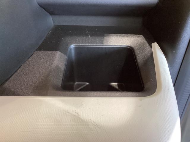 スペーシア ハイブリッドＧ　バックカメラ　両側スライドドア　ナビ　ＴＶ　オートライト　スマートキー　アイドリングストップ　電動格納ミラー　ベンチシート　ＣＶＴ　ＥＳＣ　エアコン　パワーステアリング　パワーウィンドウ（31枚目）