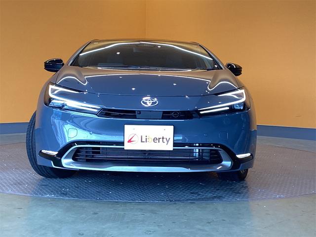 プリウス Z パノラマルーフ クリアランスソナー レーンアシスト オートクルーズコントロール パークアシスト 衝突被害軽減システム 全周囲カメラ ナビ TV アルミホイール オートマチックハイビーム オートライト(15枚目)