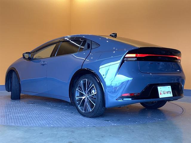 プリウス Z パノラマルーフ クリアランスソナー レーンアシスト オートクルーズコントロール パークアシスト 衝突被害軽減システム 全周囲カメラ ナビ TV アルミホイール オートマチックハイビーム オートライト(20枚目)