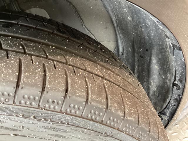 プリウス Z パノラマルーフ クリアランスソナー レーンアシスト オートクルーズコントロール パークアシスト 衝突被害軽減システム 全周囲カメラ ナビ TV アルミホイール オートマチックハイビーム オートライト(23枚目)