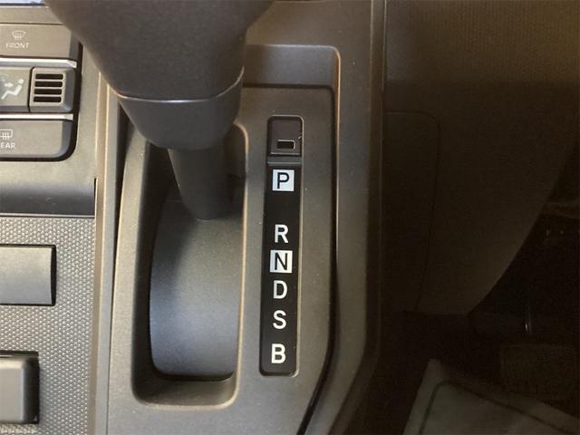 タフト X バックカメラ クリアランスソナー 衝突被害軽減システム スマートキー アイドリングストップ 電動格納ミラー ガラスルーフ CVT ESC エアコン パワーウィンドウ(29枚目)