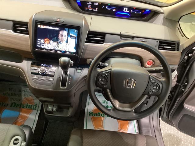 フリード G ETC バックカメラ ナビ TV オートクルーズコントロール レーンアシスト 衝突被害軽減システム 両側電動スライドドア オートライト スマートキー 電動格納ミラー シートヒーター(5枚目)