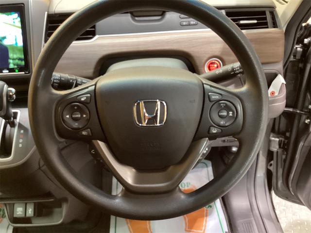 フリード G ETC バックカメラ ナビ TV オートクルーズコントロール レーンアシスト 衝突被害軽減システム 両側電動スライドドア オートライト スマートキー 電動格納ミラー シートヒーター(6枚目)