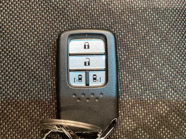 フリード G ETC バックカメラ ナビ TV オートクルーズコントロール レーンアシスト 衝突被害軽減システム 両側電動スライドドア オートライト スマートキー 電動格納ミラー シートヒーター(43枚目)