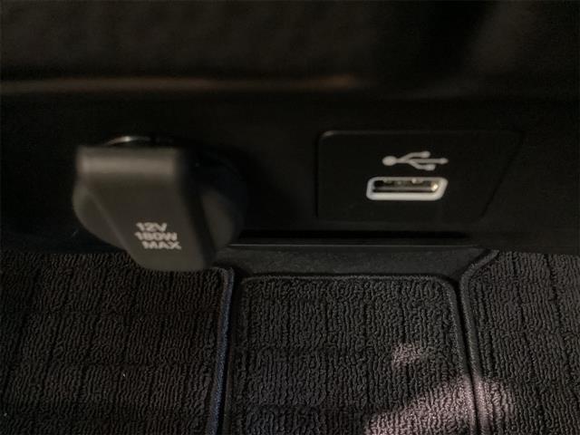 フリード クロスター ETC バックカメラ 9型ナビ TV クリアランスソナー オートクルーズコントロール 衝突被害軽減システム 両側電動スライドドア LEDヘッドランプ ヘッドライトウォッシャー 電動格納ミラー(11枚目)