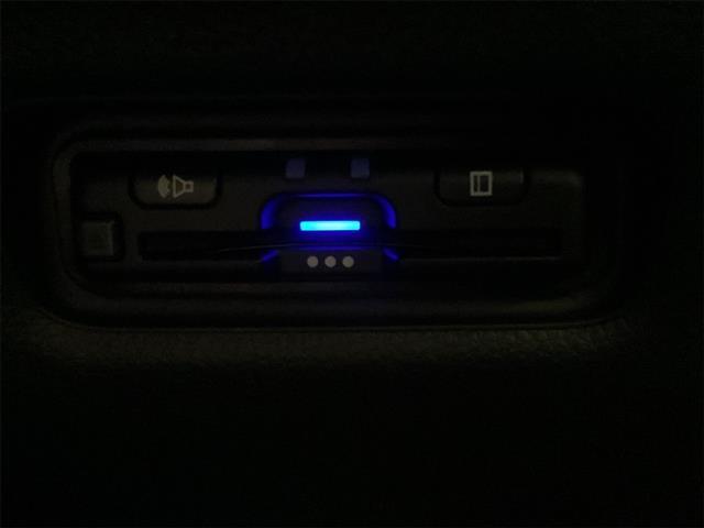 フリード クロスター ETC バックカメラ 9型ナビ TV クリアランスソナー オートクルーズコントロール 衝突被害軽減システム 両側電動スライドドア LEDヘッドランプ ヘッドライトウォッシャー 電動格納ミラー(25枚目)