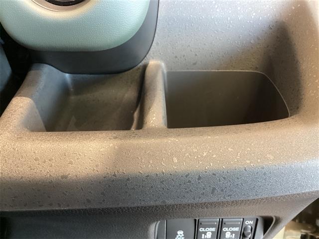 フリード クロスター ETC バックカメラ 9型ナビ TV クリアランスソナー オートクルーズコントロール 衝突被害軽減システム 両側電動スライドドア LEDヘッドランプ ヘッドライトウォッシャー 電動格納ミラー(33枚目)