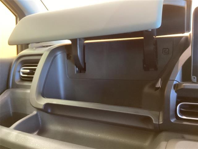 フリード クロスター ETC バックカメラ 9型ナビ TV クリアランスソナー オートクルーズコントロール 衝突被害軽減システム 両側電動スライドドア LEDヘッドランプ ヘッドライトウォッシャー 電動格納ミラー(39枚目)