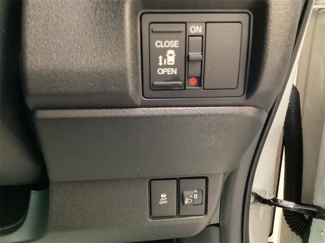 N-BOXカスタム ベースグレード バックカメラ 両側スライド・片側電動 クリアランスソナー オートクルーズコントロール 衝突被害軽減システム オートライト LEDヘッドランプ スマートキー 電動格納ミラー ベンチシート CVT(10枚目)