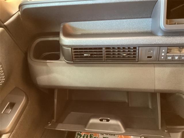 N-BOXカスタム ベースグレード バックカメラ 両側スライド・片側電動 クリアランスソナー オートクルーズコントロール 衝突被害軽減システム オートライト LEDヘッドランプ スマートキー 電動格納ミラー ベンチシート CVT(12枚目)