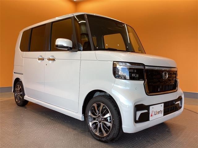 N-BOXカスタム ベースグレード バックカメラ 両側スライド・片側電動 クリアランスソナー オートクルーズコントロール 衝突被害軽減システム オートライト LEDヘッドランプ スマートキー 電動格納ミラー ベンチシート CVT(16枚目)