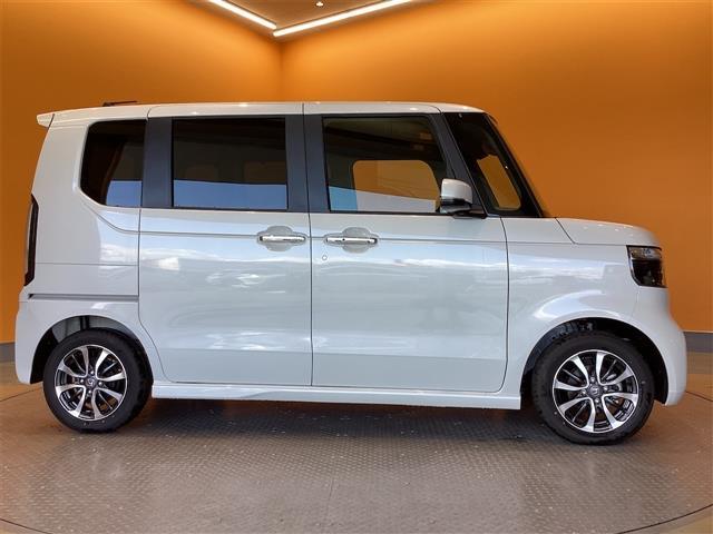 N-BOXカスタム ベースグレード バックカメラ 両側スライド・片側電動 クリアランスソナー オートクルーズコントロール 衝突被害軽減システム オートライト LEDヘッドランプ スマートキー 電動格納ミラー ベンチシート CVT(17枚目)